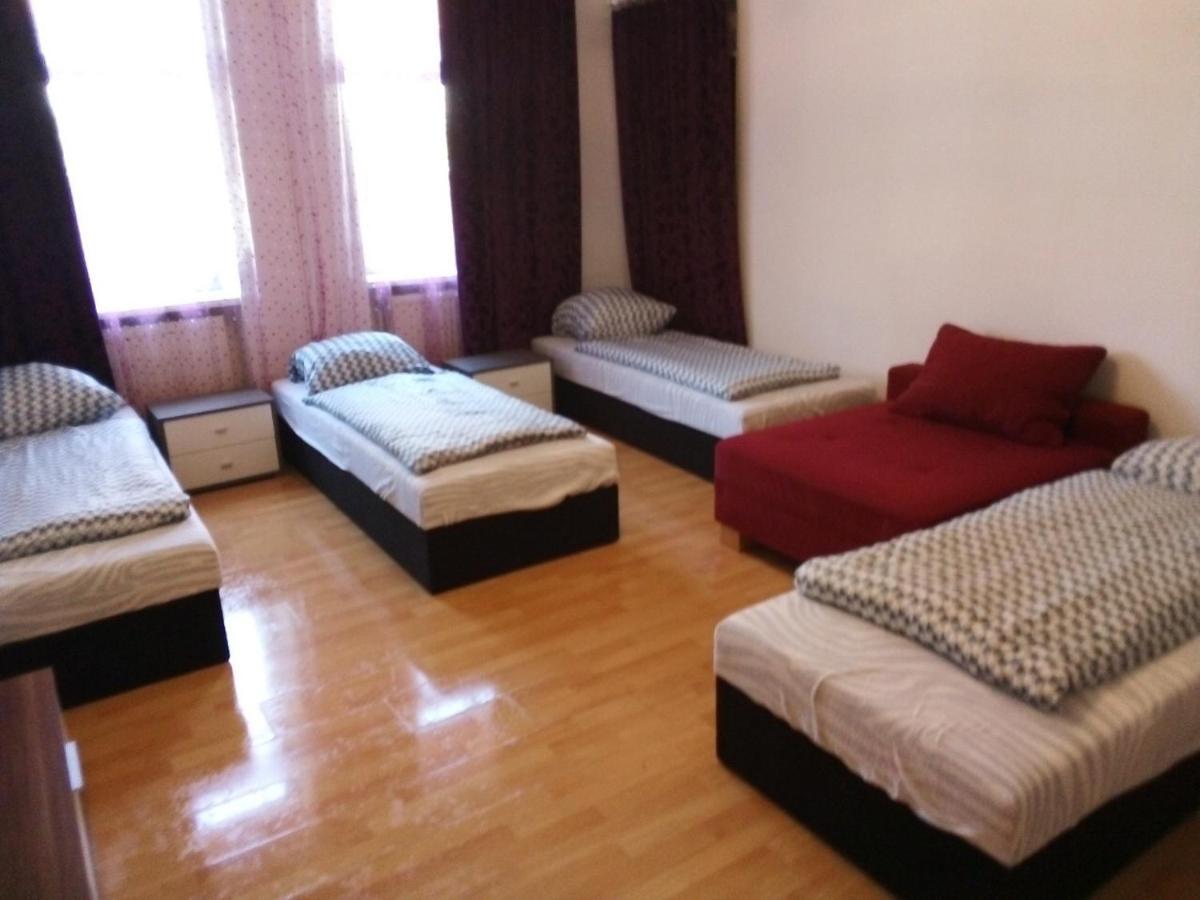 Raisa Apartments Fuenkhgasse Pressbaum Екстер'єр фото