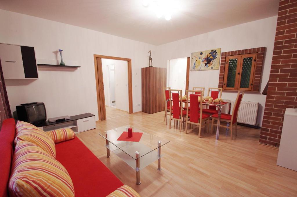 Raisa Apartments Fuenkhgasse Pressbaum Номер фото