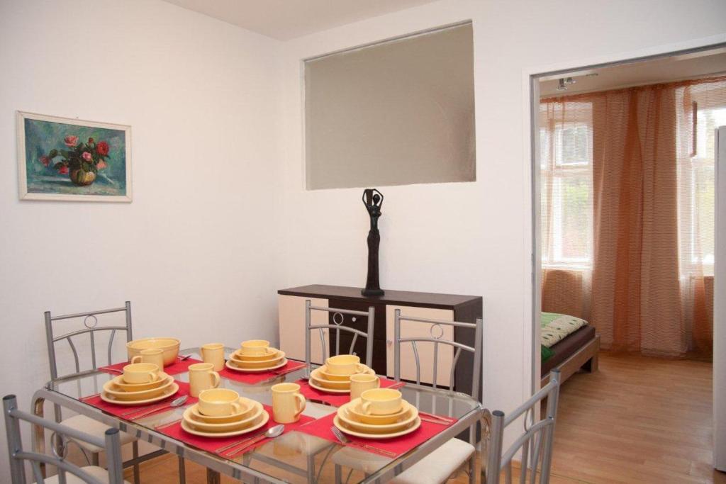 Raisa Apartments Fuenkhgasse Pressbaum Номер фото